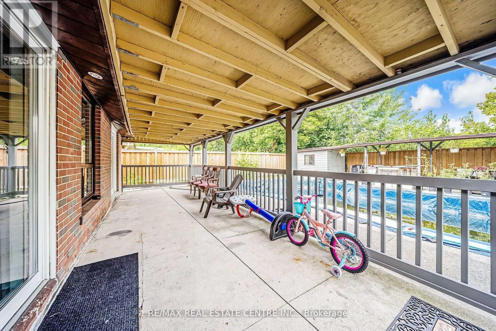 9 Watson Crescent, Brampton, Ontario  L6W 1E5 - Photo 39 - W12353788