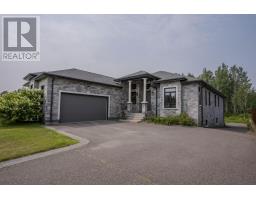 157 Whitewater PL, Thunder Bay, Ontario