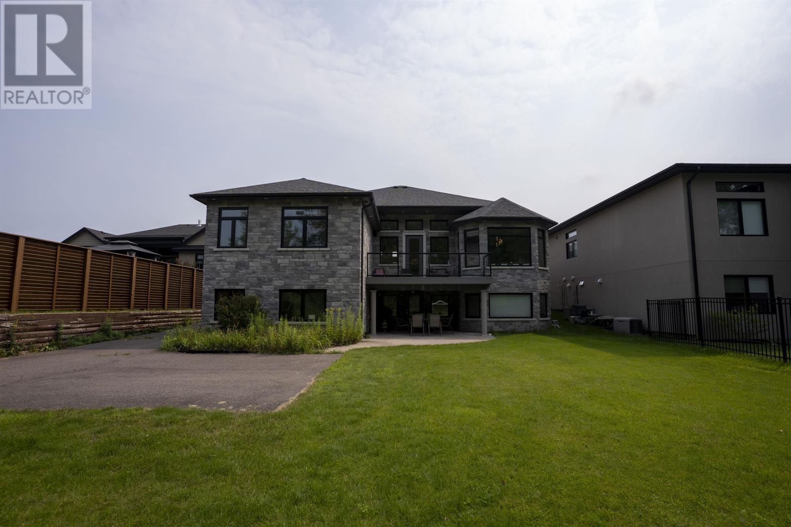 157 Whitewater Pl, Thunder Bay, Ontario  P7K 0A8 - Photo 42 - TB252587
