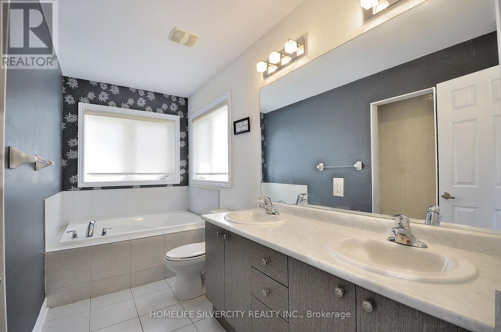 486 Thompson Street, Woodstock, Ontario  N4T 0G8 - Photo 22 - X12353787