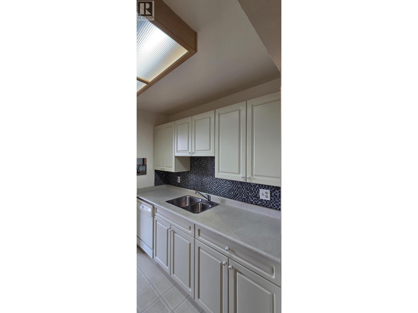 1103 710 Seventh Avenue, New Westminster, British Columbia  V3M 5V3 - Photo 17 - R3038683