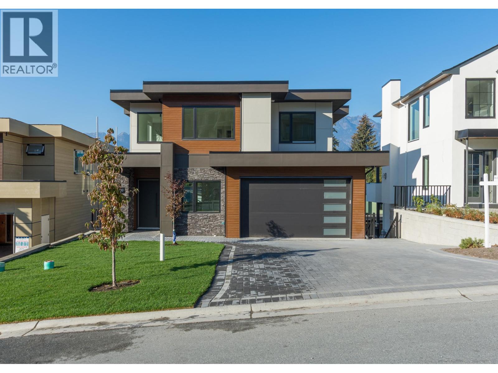 9 3385 MAMQUAM ROAD, Squamish, British Columbia