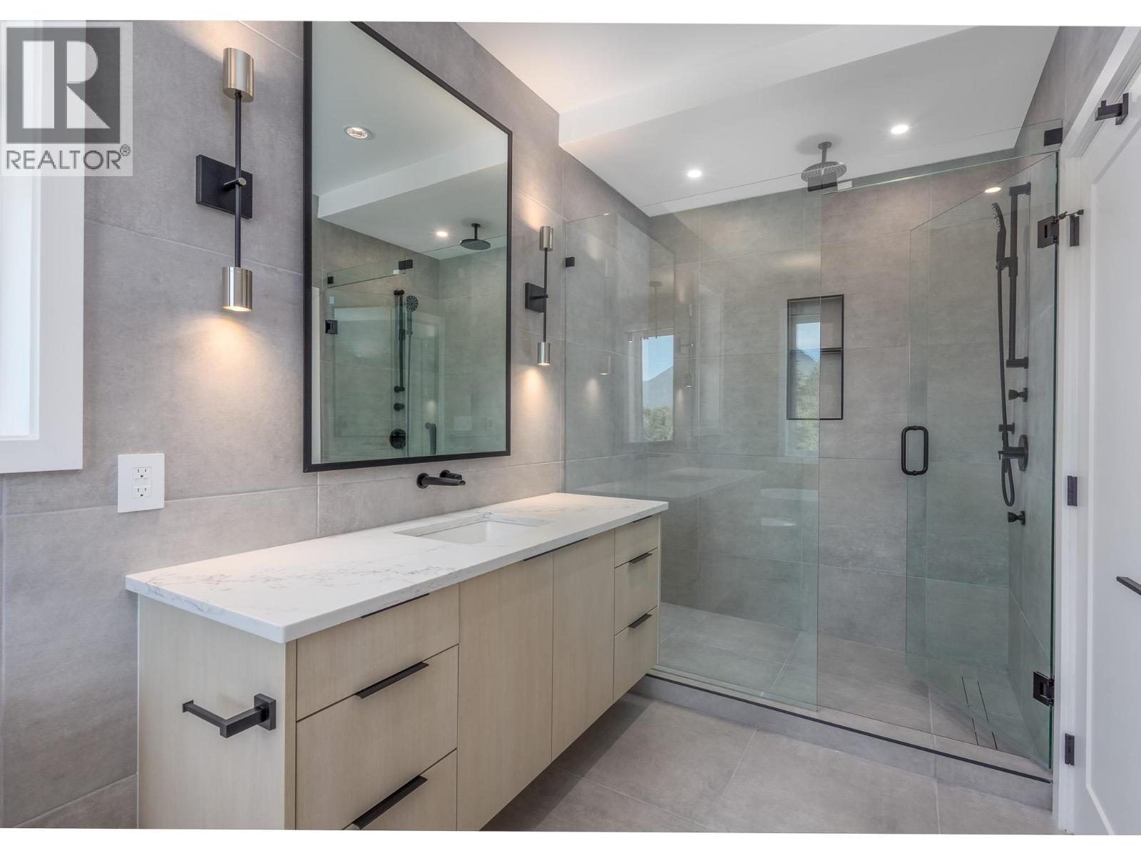 9 3385 Mamquam Road, Squamish, British Columbia  V8B 0E3 - Photo 28 - R3038631
