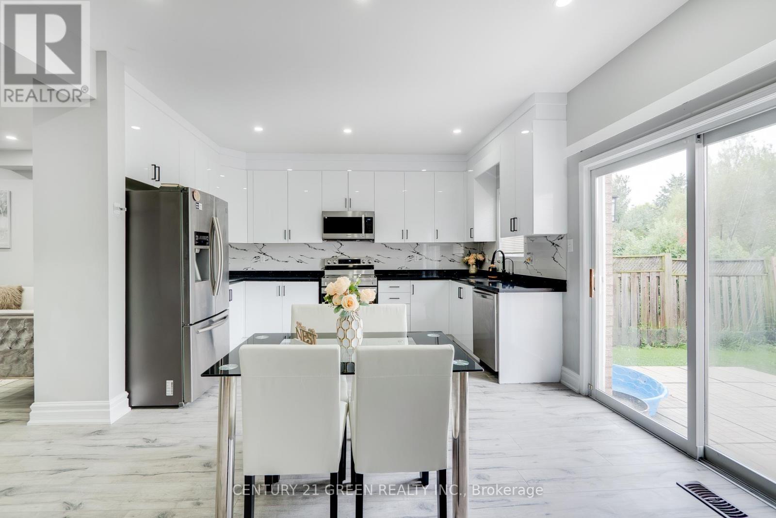 3873 Brinwood Gate, Mississauga (Churchill Meadows), Ontario  L5M 7H3 - Photo 13 - W12353656