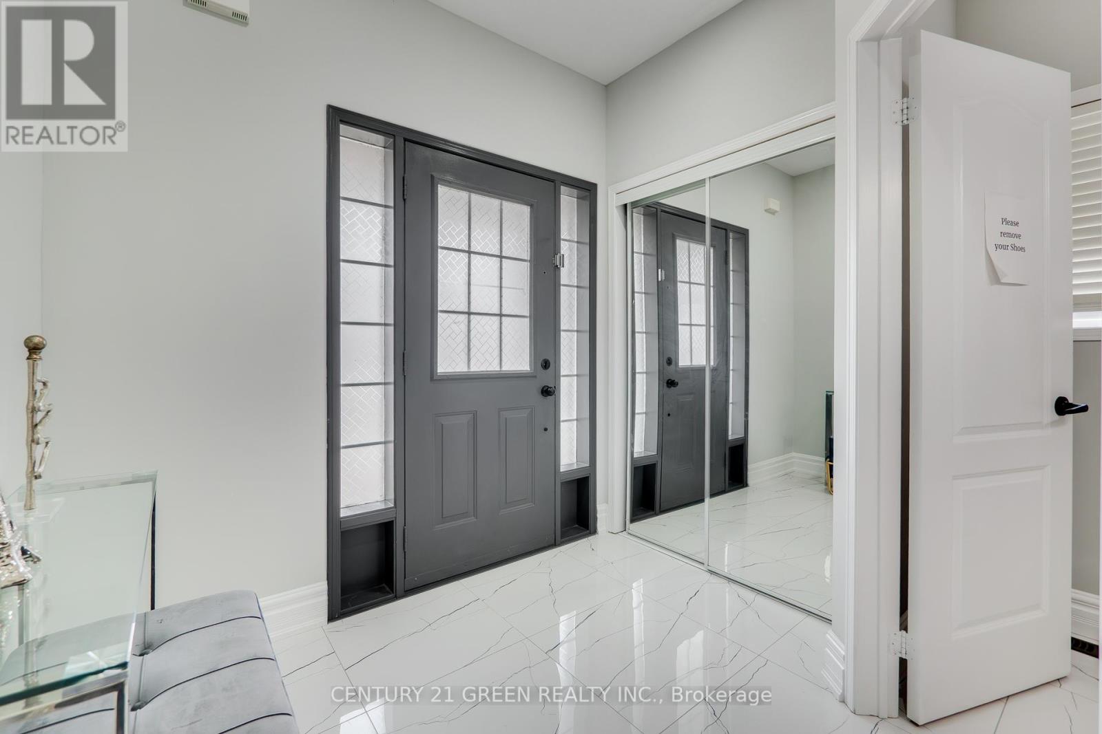 3873 Brinwood Gate, Mississauga (Churchill Meadows), Ontario  L5M 7H3 - Photo 6 - W12353656