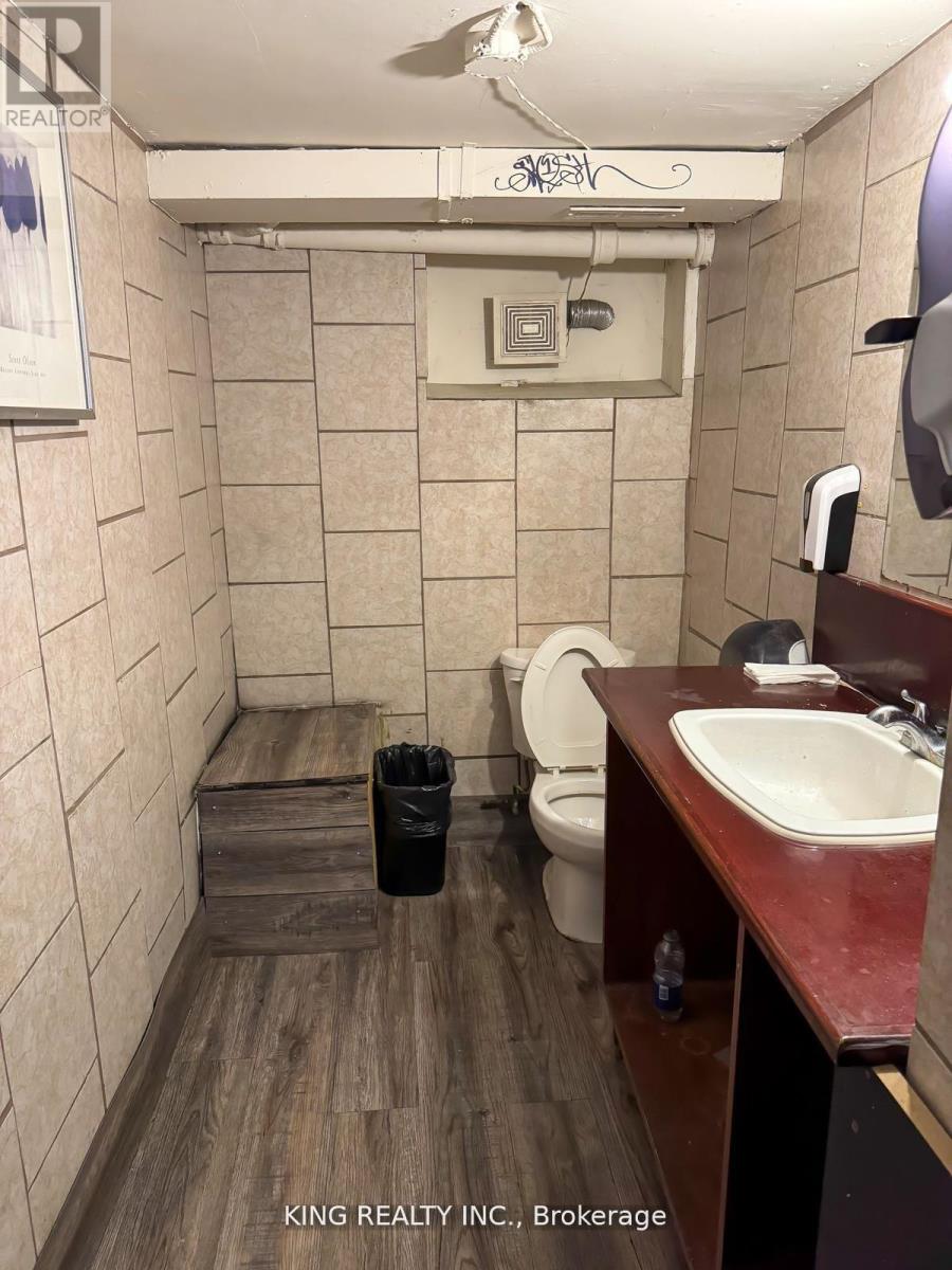 348 Queen Street E, Toronto (Cabbagetown-South St. James Town), Ontario  M5A 1T1 - Photo 7 - C12353838