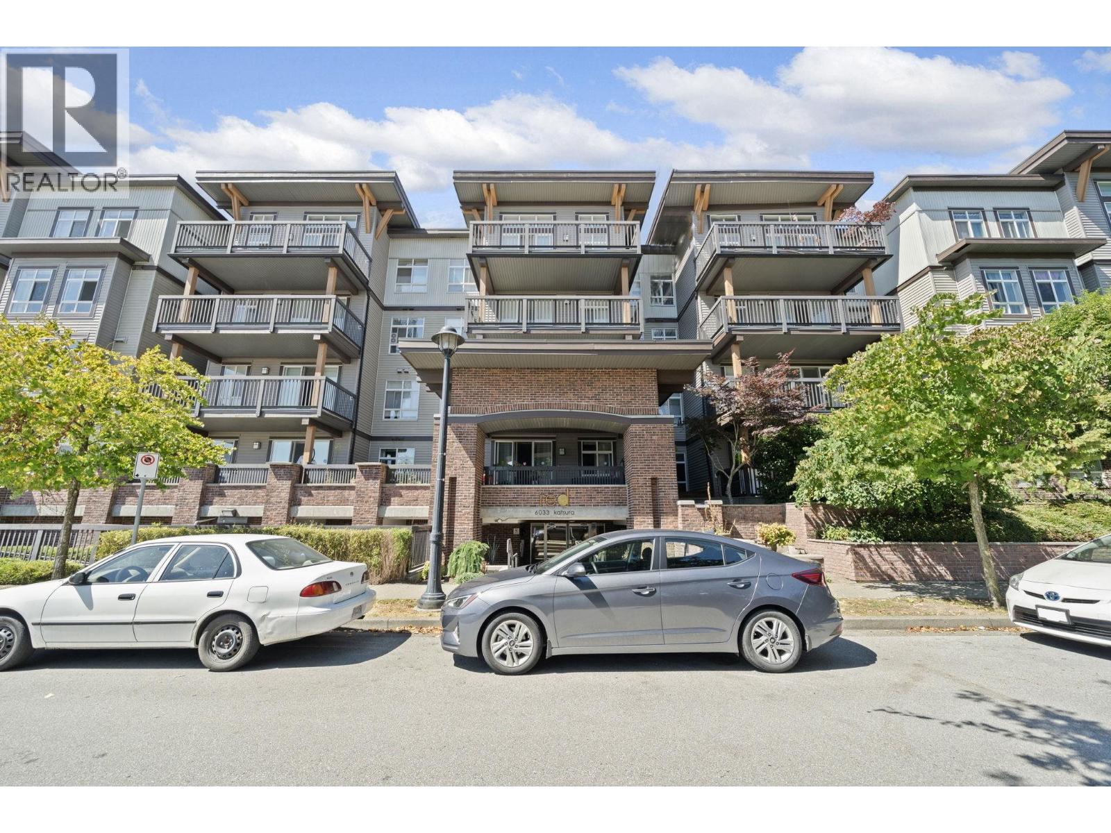 318 6033 KATSURA STREET, Richmond, British Columbia
