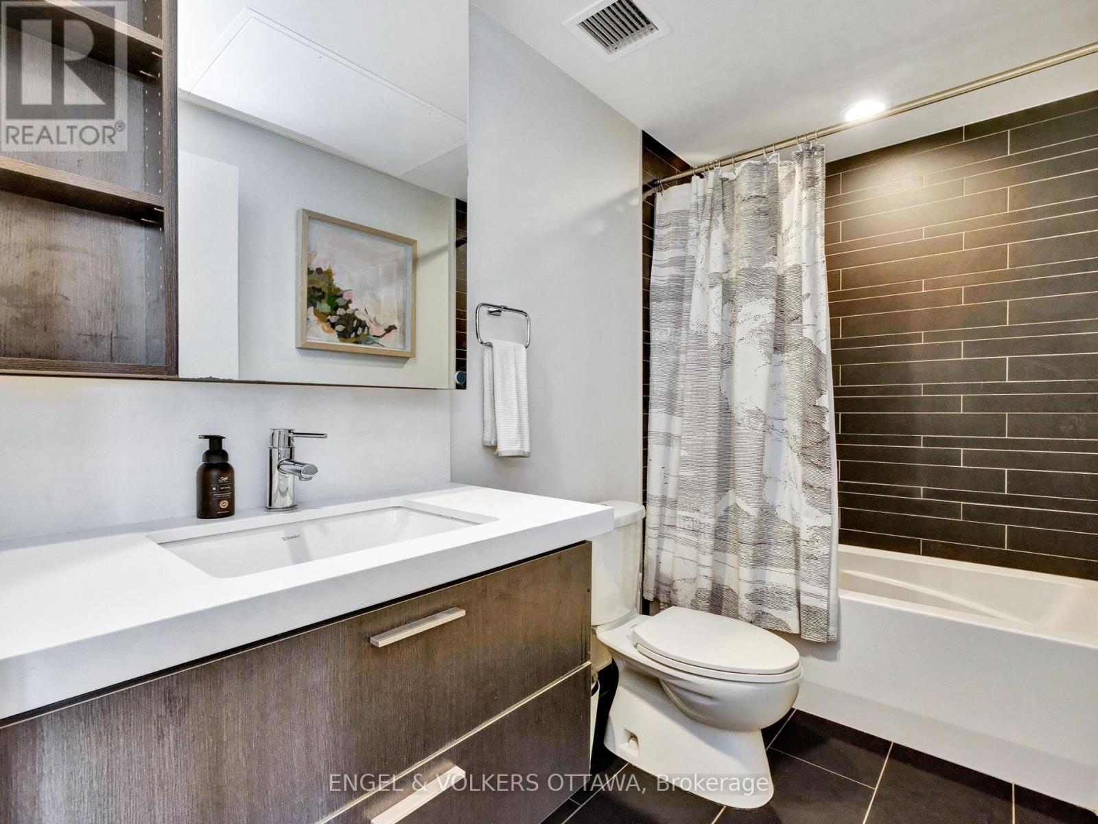 516 - 360 Mcleod Street, Ottawa, Ontario  K2P 1A9 - Photo 20 - X12353843