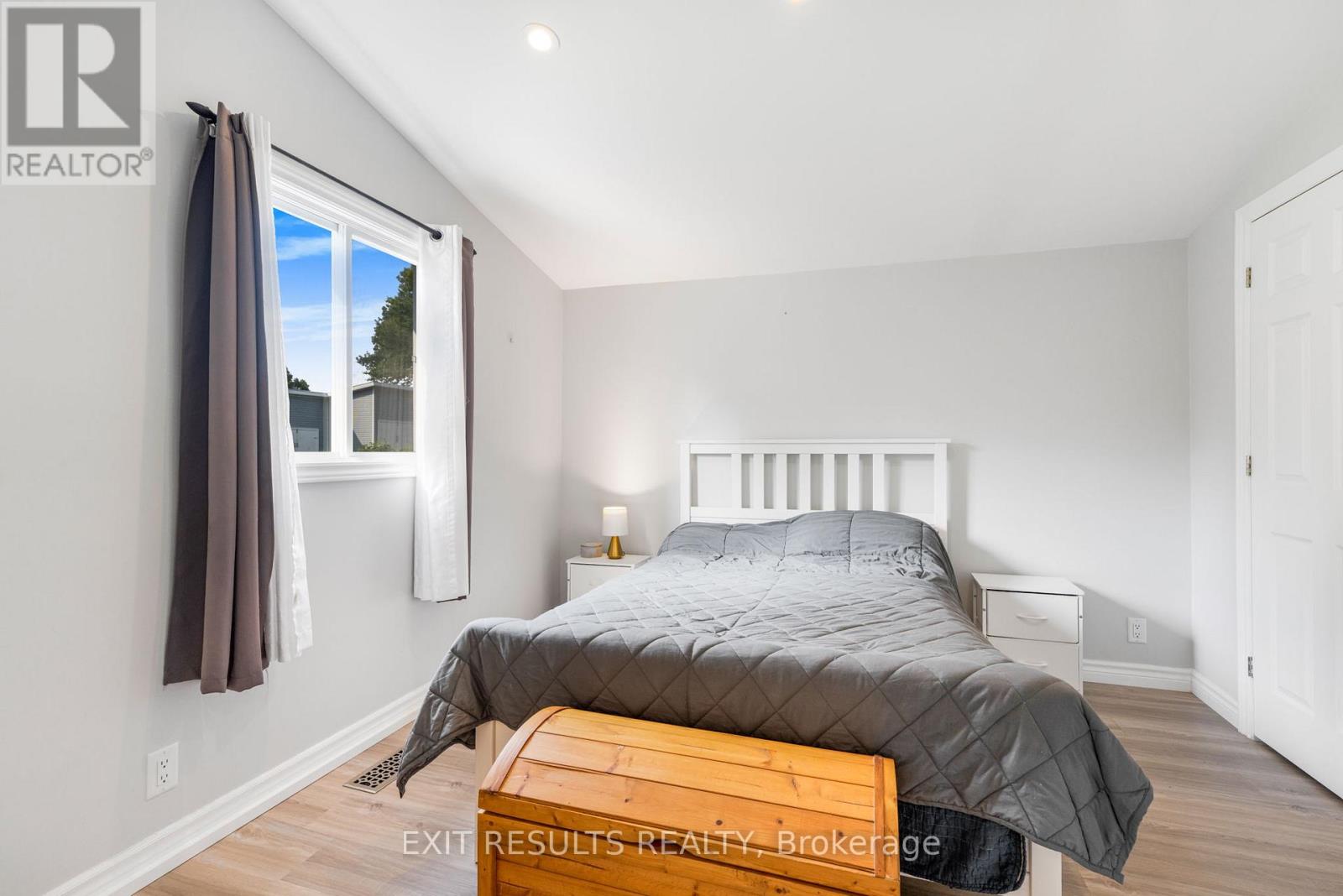2250 Lapointe Street, Clarence-Rockland, Ontario  K0A 1E0 - Photo 18 - X12353872