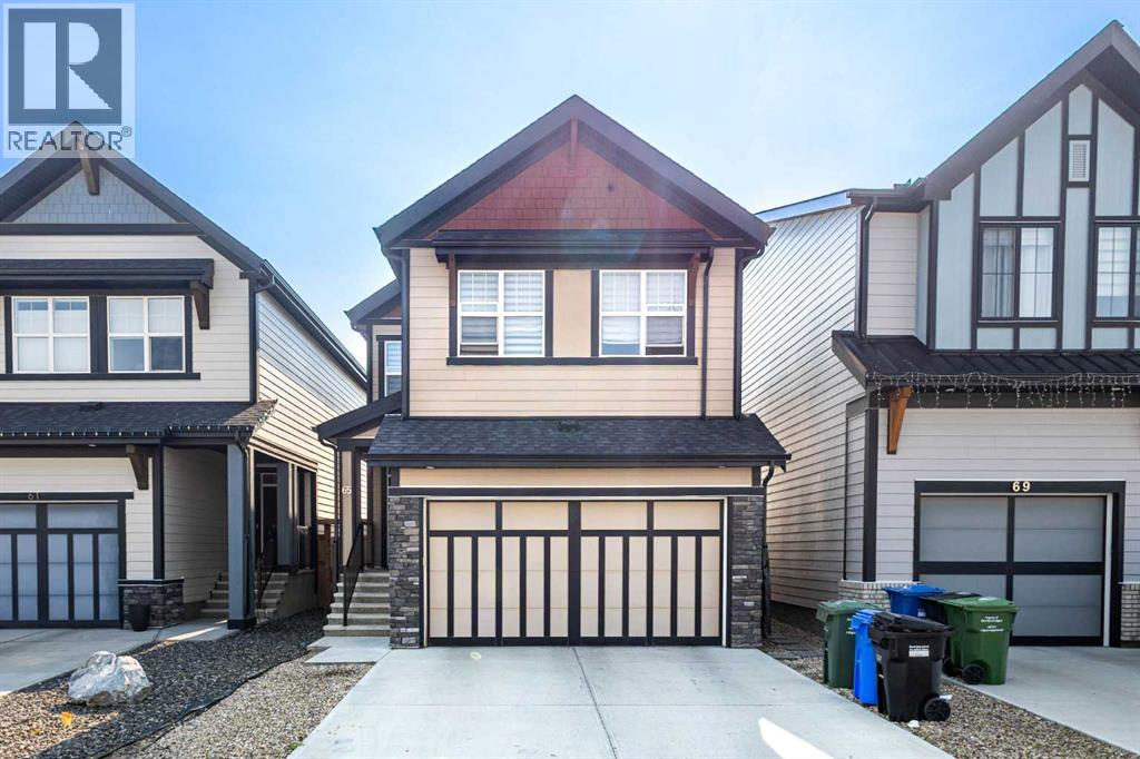 Property at 65 Masters Row SE image 2