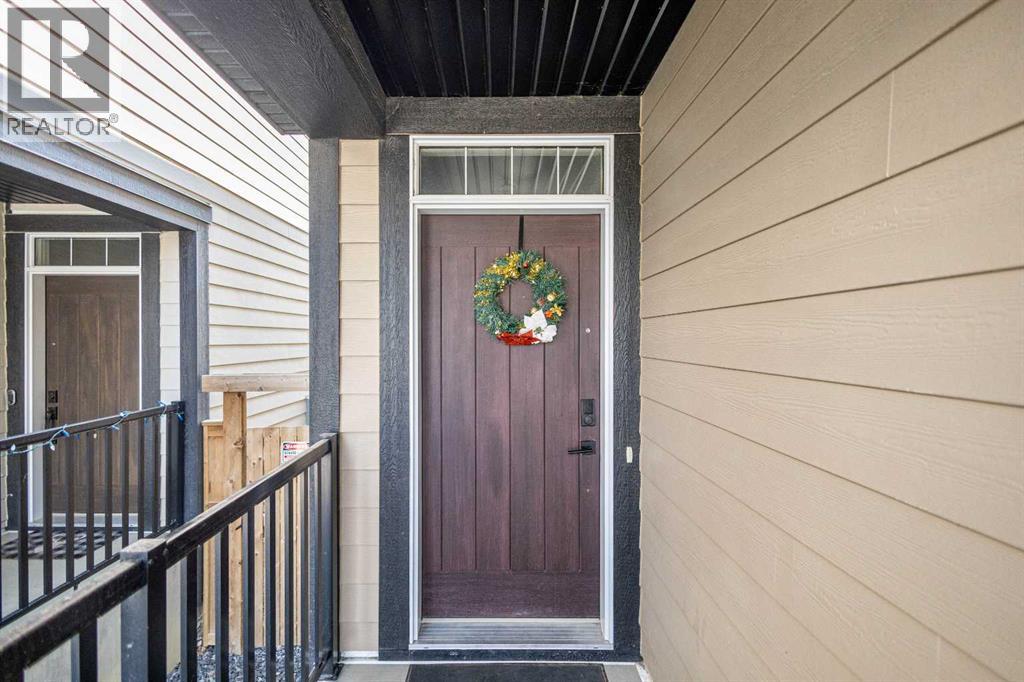 Property at 65 Masters Row SE image 3
