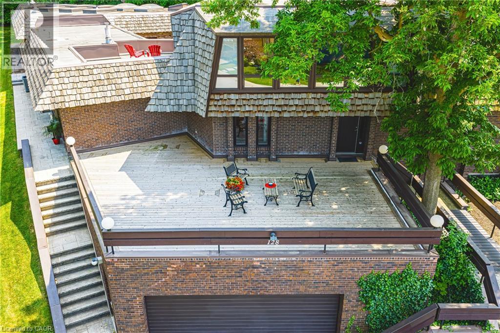 Property at 128 BUNKER HILL Drive image 4
