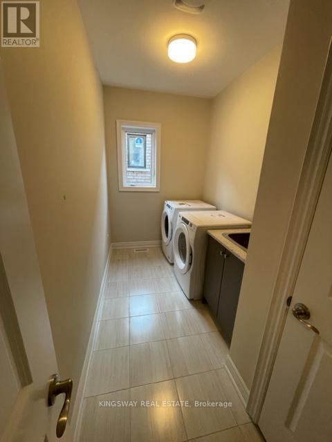 76 Bearberry Road, Springwater, Ontario  L0L 1Y3 - Photo 34 - S12353644