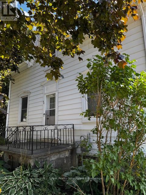 50 Mary Street N, Central Huron, Ontario  N0M 1L0 - Photo 2 - X12353840