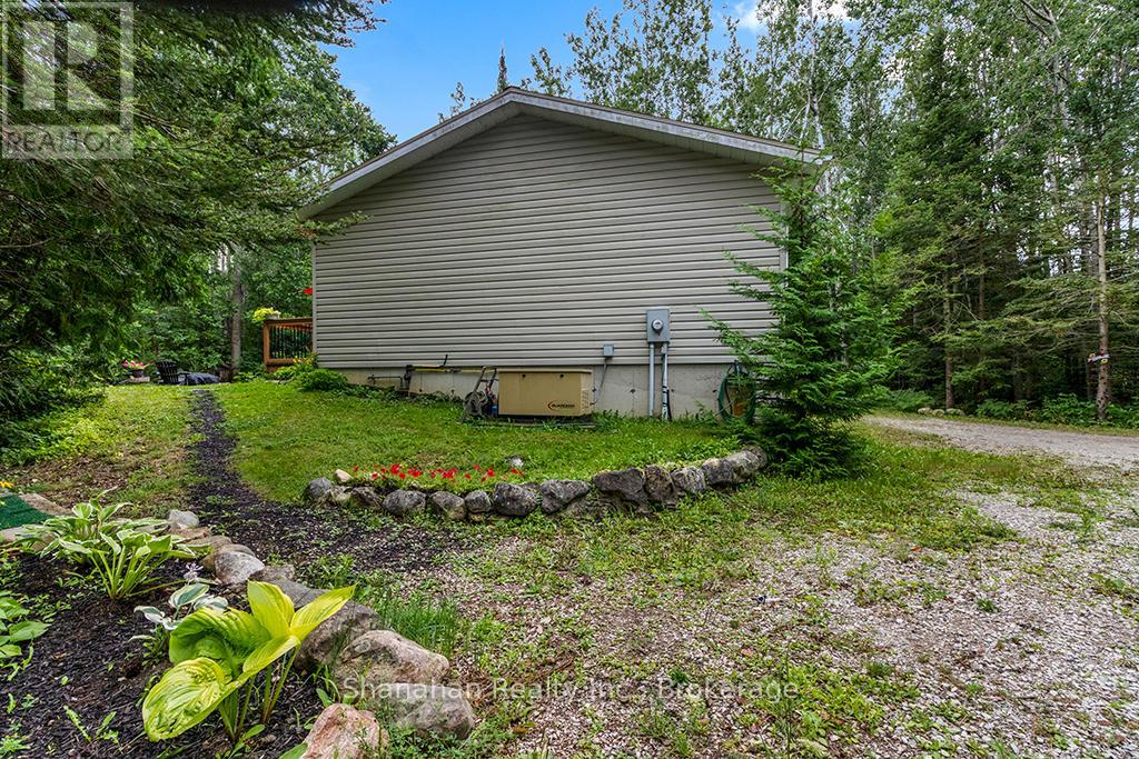 175 Warner Bay Road, Northern Bruce Peninsula, Ontario  N0H 2R0 - Photo 5 - X12353845