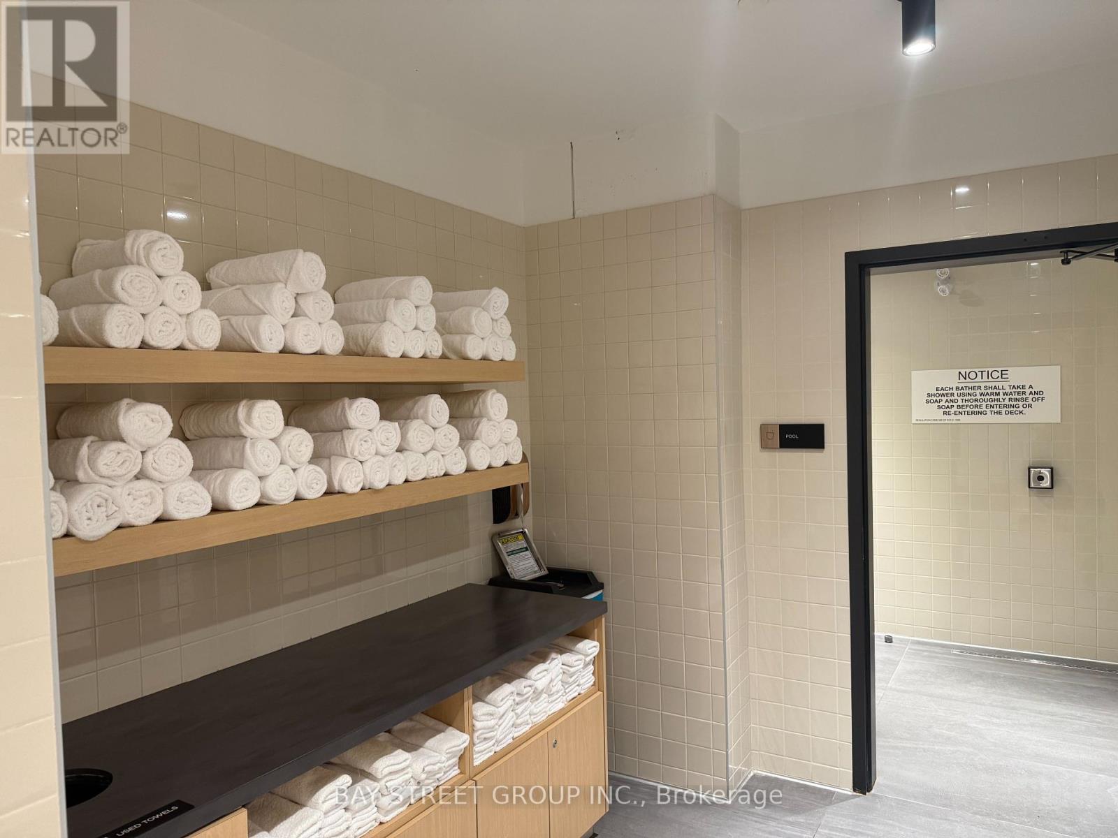6805 - 55 Cooper Street, Toronto, Ontario  M5E 0G1 - Photo 5 - C12349527