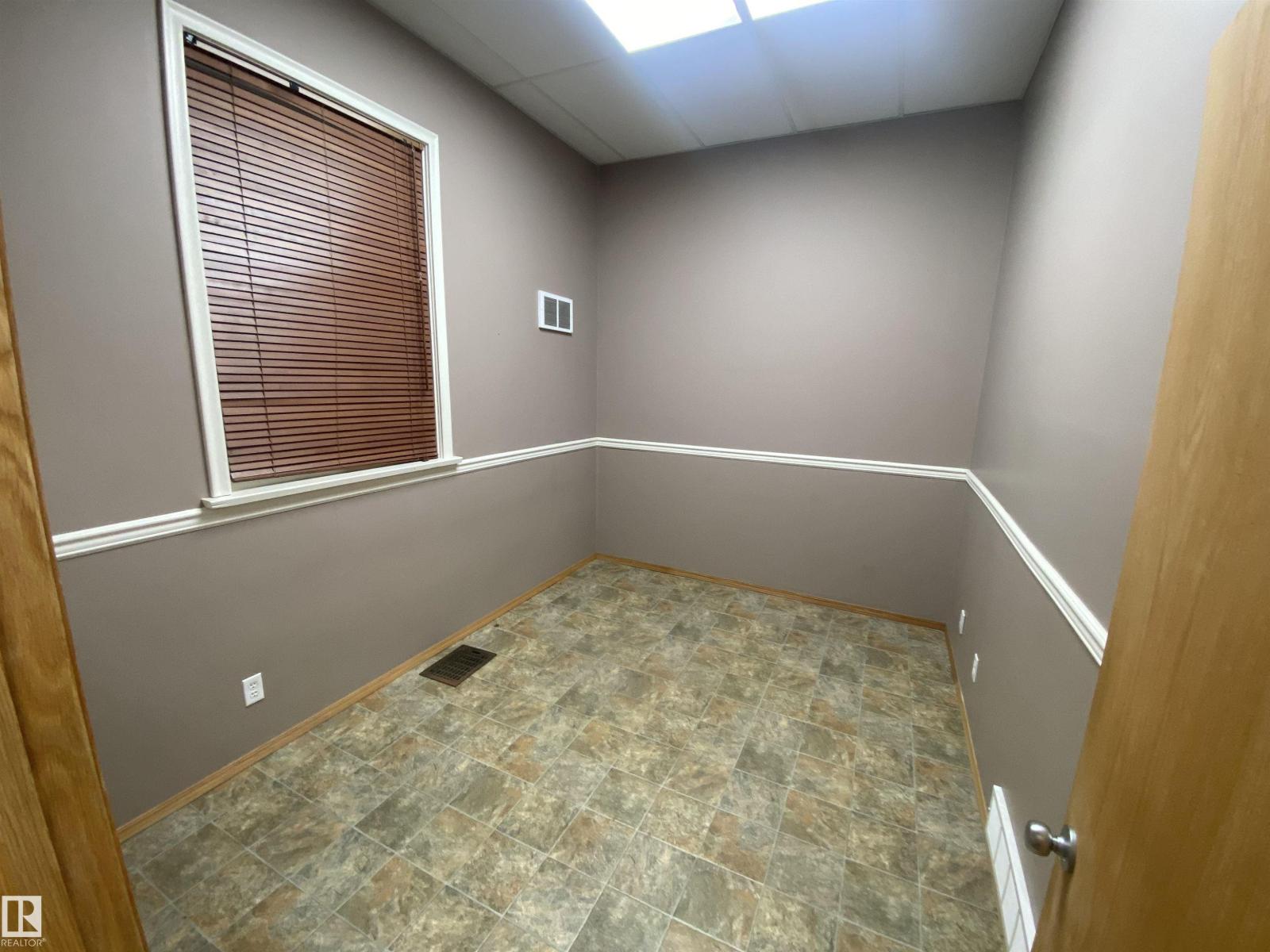 4918 50 Av, Vegreville, Alberta  T9C 1R2 - Photo 13 - E4453752