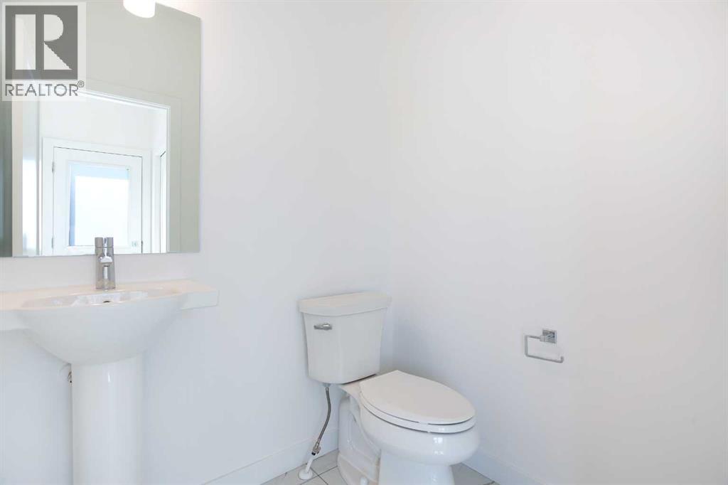 7561 202 Avenue Se, Calgary, Alberta  T3S 0E9 - Photo 15 - A2217122