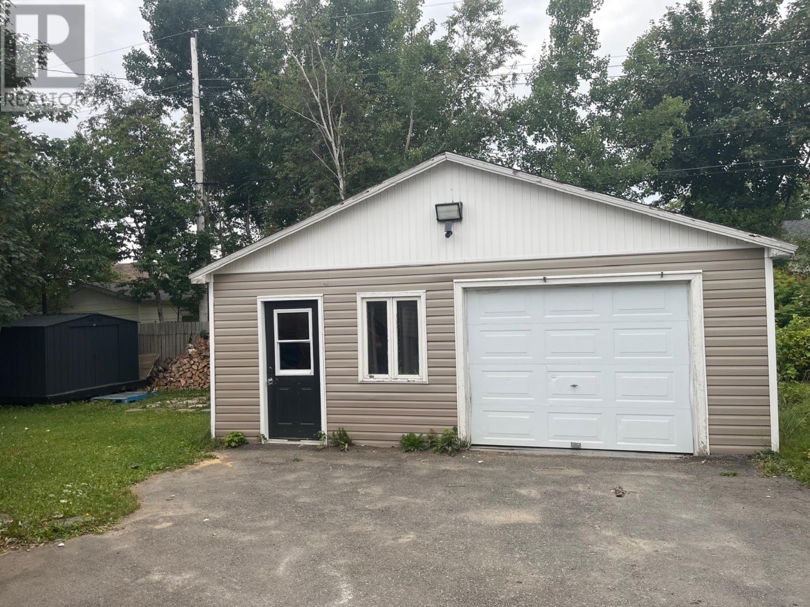 29 Earhart Street, Gander, Newfoundland & Labrador  A1V 1V4 - Photo 28 - 1289420