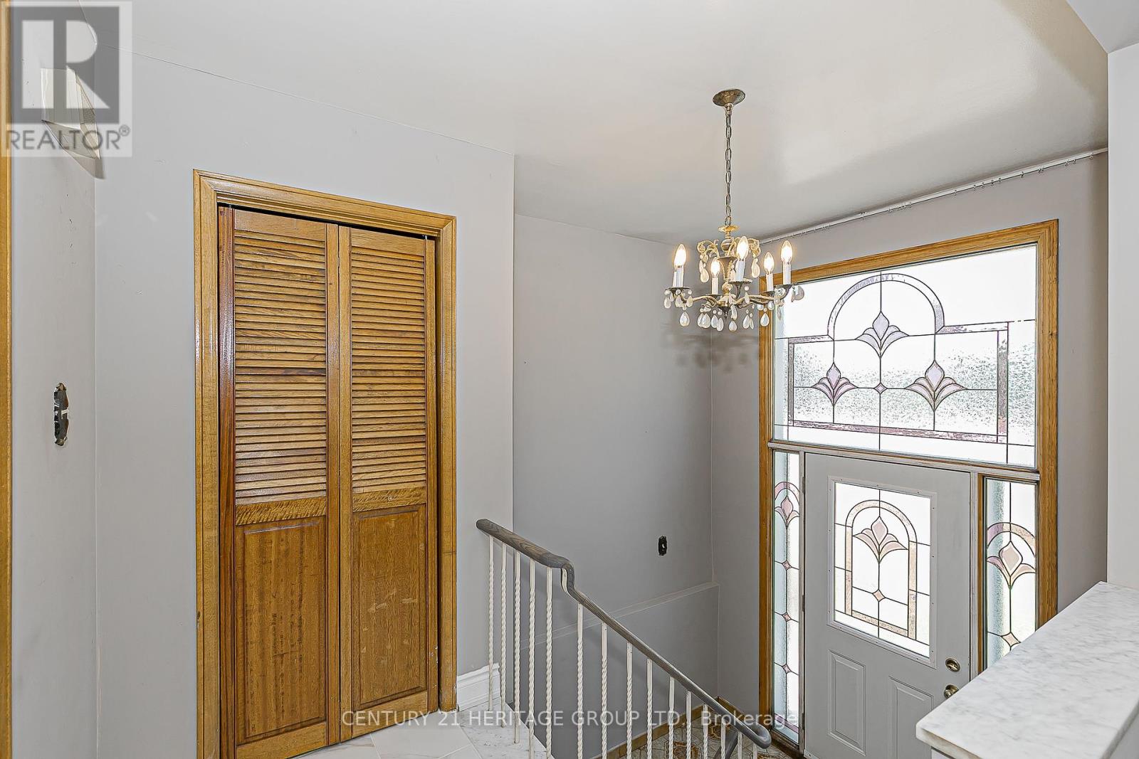 107 Hazelnut Crescent, Toronto, Ontario  M2J 4W4 - Photo 3 - C12353862