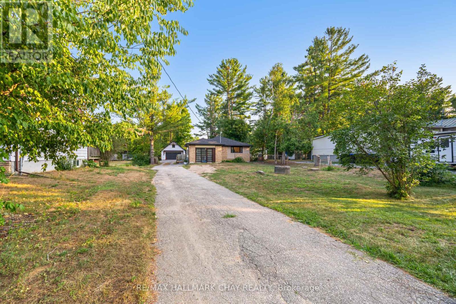 731 Pinegrove Avenue, Innisfil, Ontario  L9S 2K3 - Photo 31 - N12352744