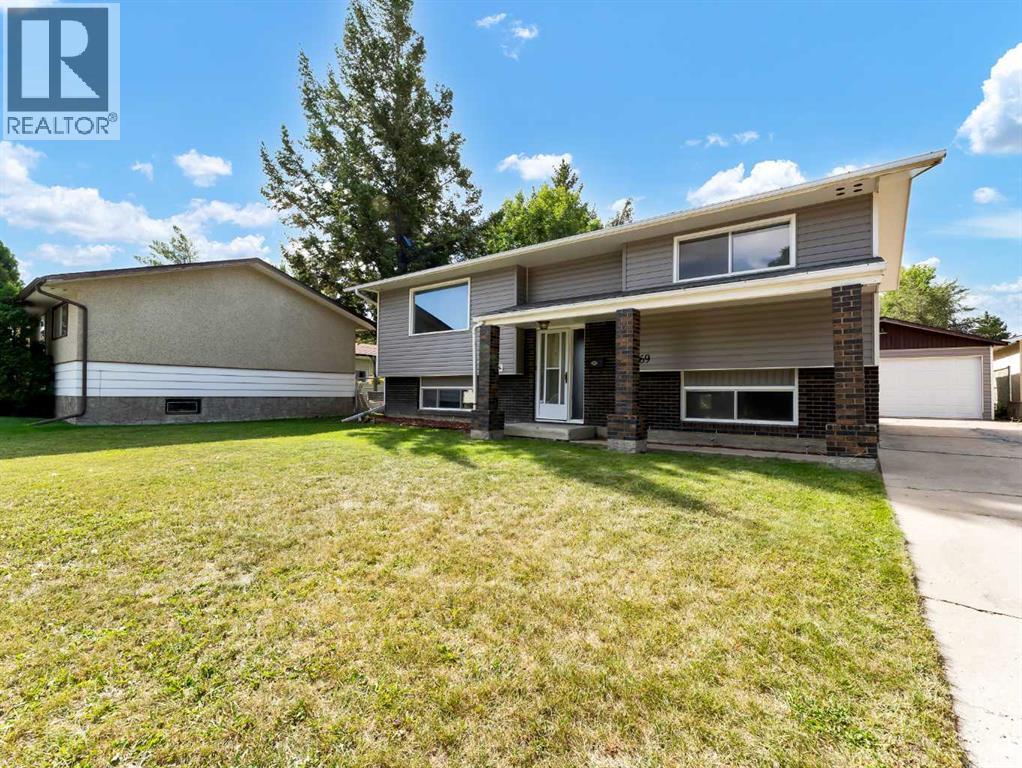 Property at 2669 24 Street SE image 3