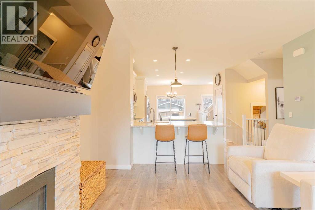 228 Ravenstern Crescent Se, Airdrie, Alberta  T4A 0T3 - Photo 6 - A2244333