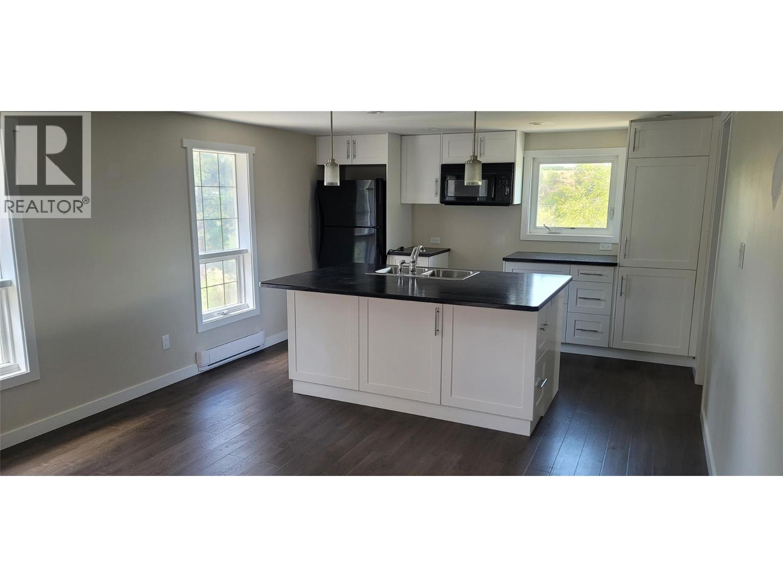 1915 Hollywood Road S, Kelowna, British Columbia  V1X 4P5 - Photo 12 - 10355734