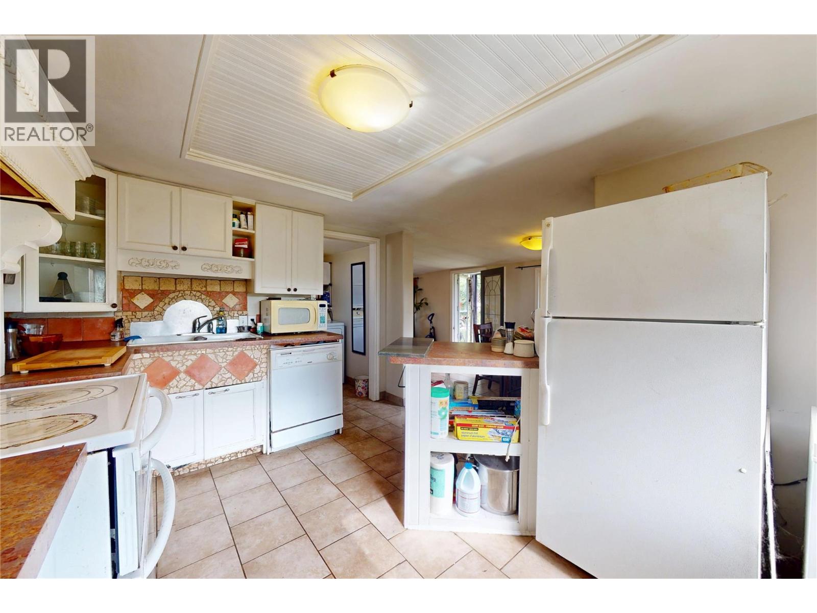 1915 Hollywood Road S, Kelowna, British Columbia  V1X 4P5 - Photo 28 - 10355734