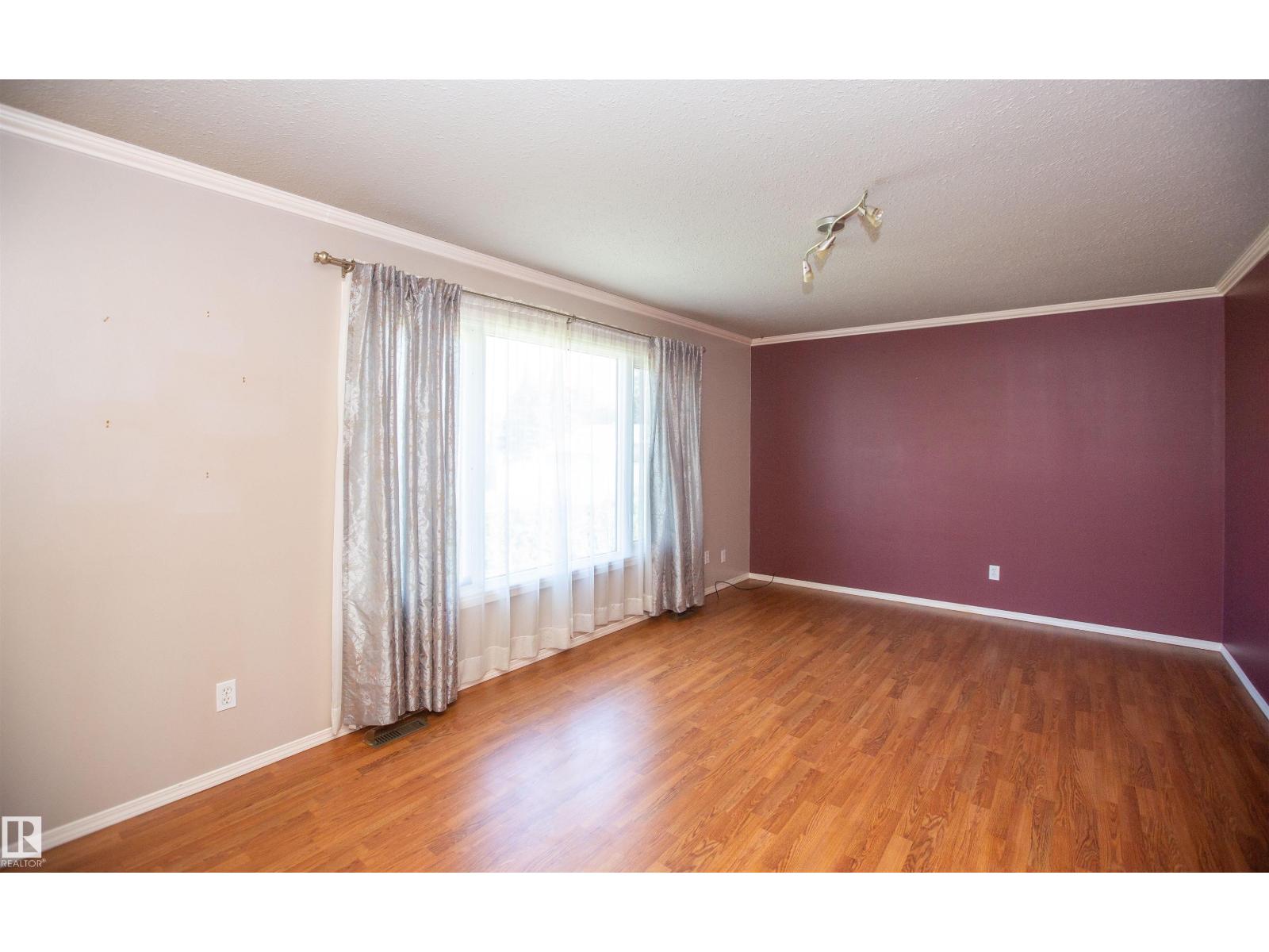 5530 46 St, Barrhead, Alberta  T7N 1K6 - Photo 25 - E4453441