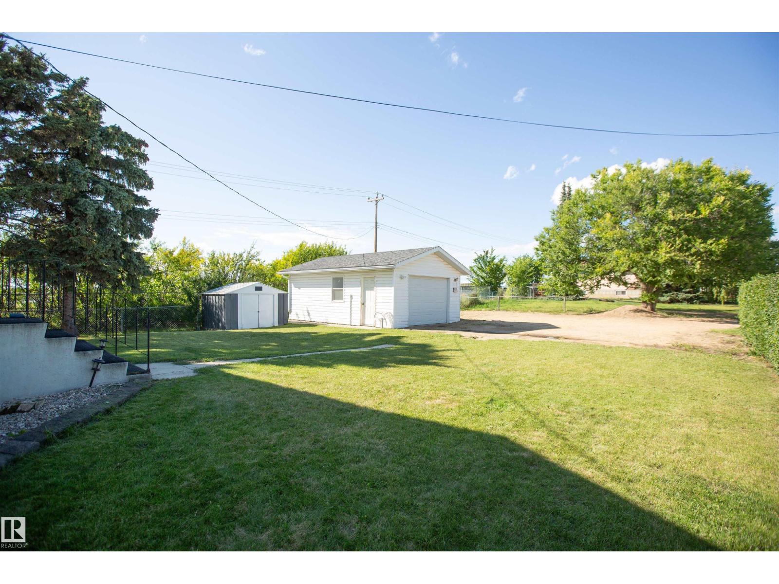 5530 46 St, Barrhead, Alberta  T7N 1K6 - Photo 16 - E4453441