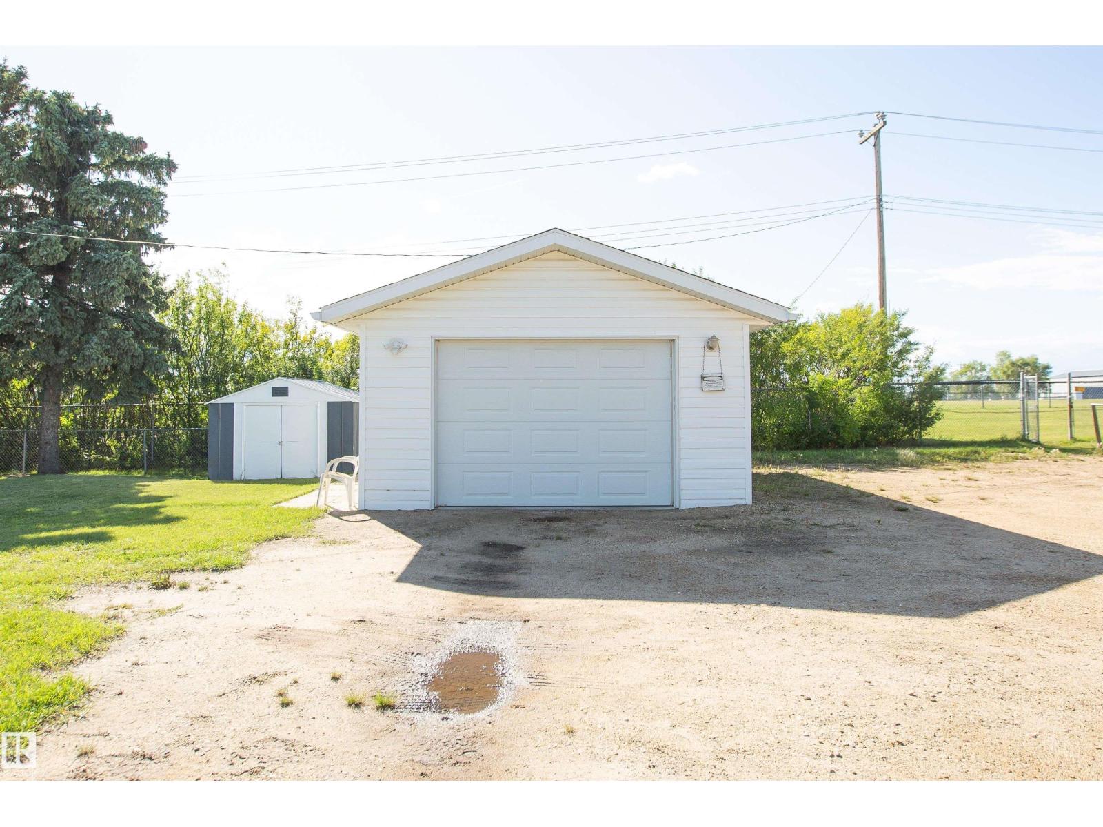 5530 46 St, Barrhead, Alberta  T7N 1K6 - Photo 19 - E4453441