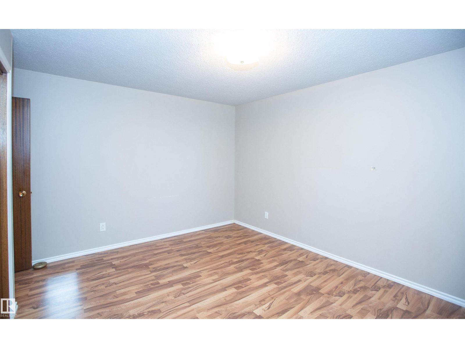 5530 46 St, Barrhead, Alberta  T7N 1K6 - Photo 41 - E4453441