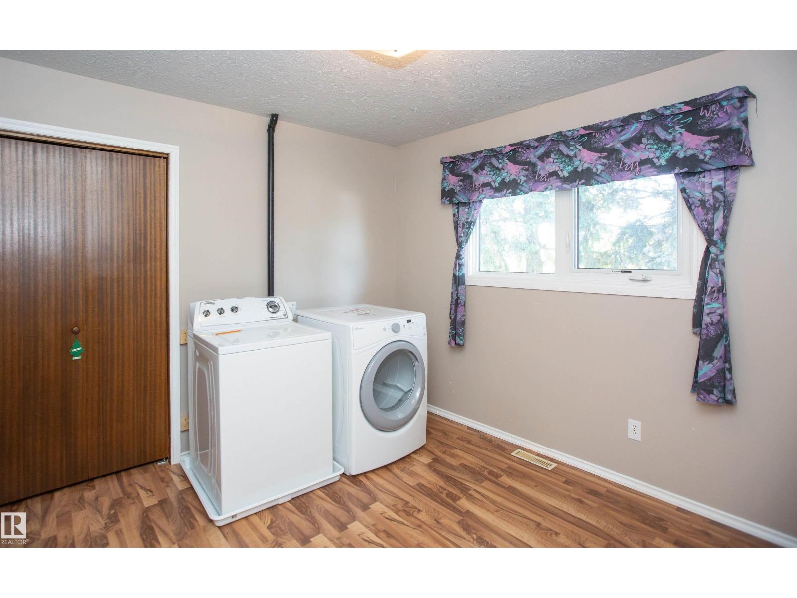 5530 46 St, Barrhead, Alberta  T7N 1K6 - Photo 53 - E4453441