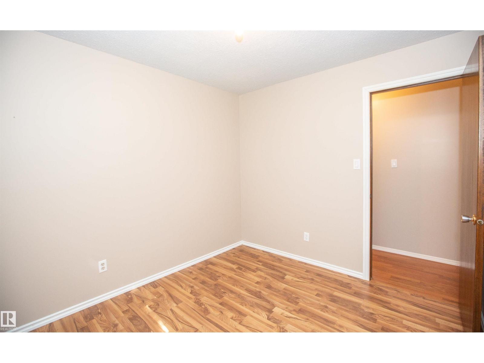 5530 46 St, Barrhead, Alberta  T7N 1K6 - Photo 47 - E4453441