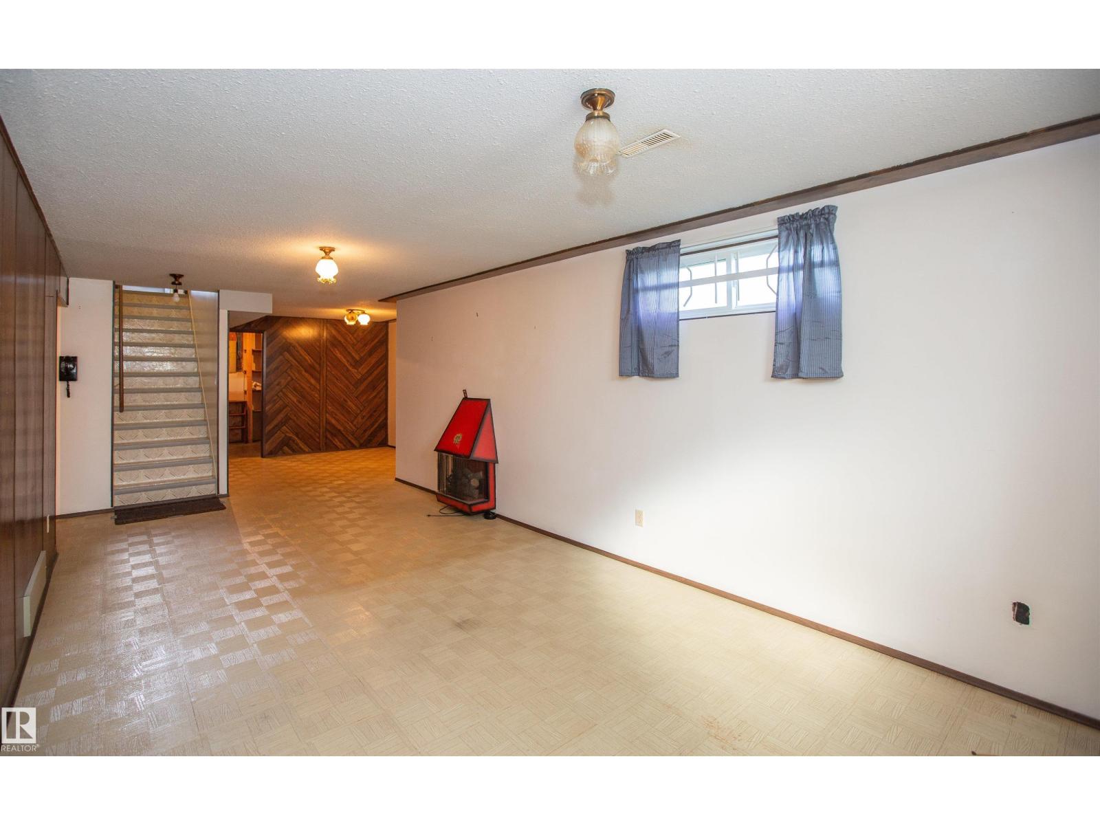5530 46 St, Barrhead, Alberta  T7N 1K6 - Photo 61 - E4453441