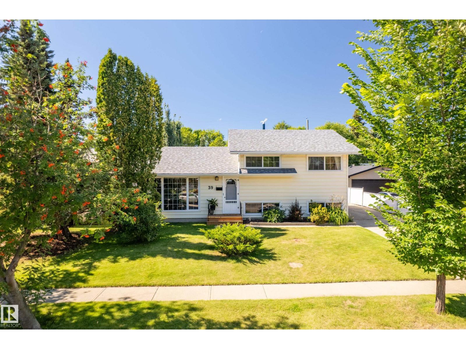 Property at 39 SALISBURY AV image 1