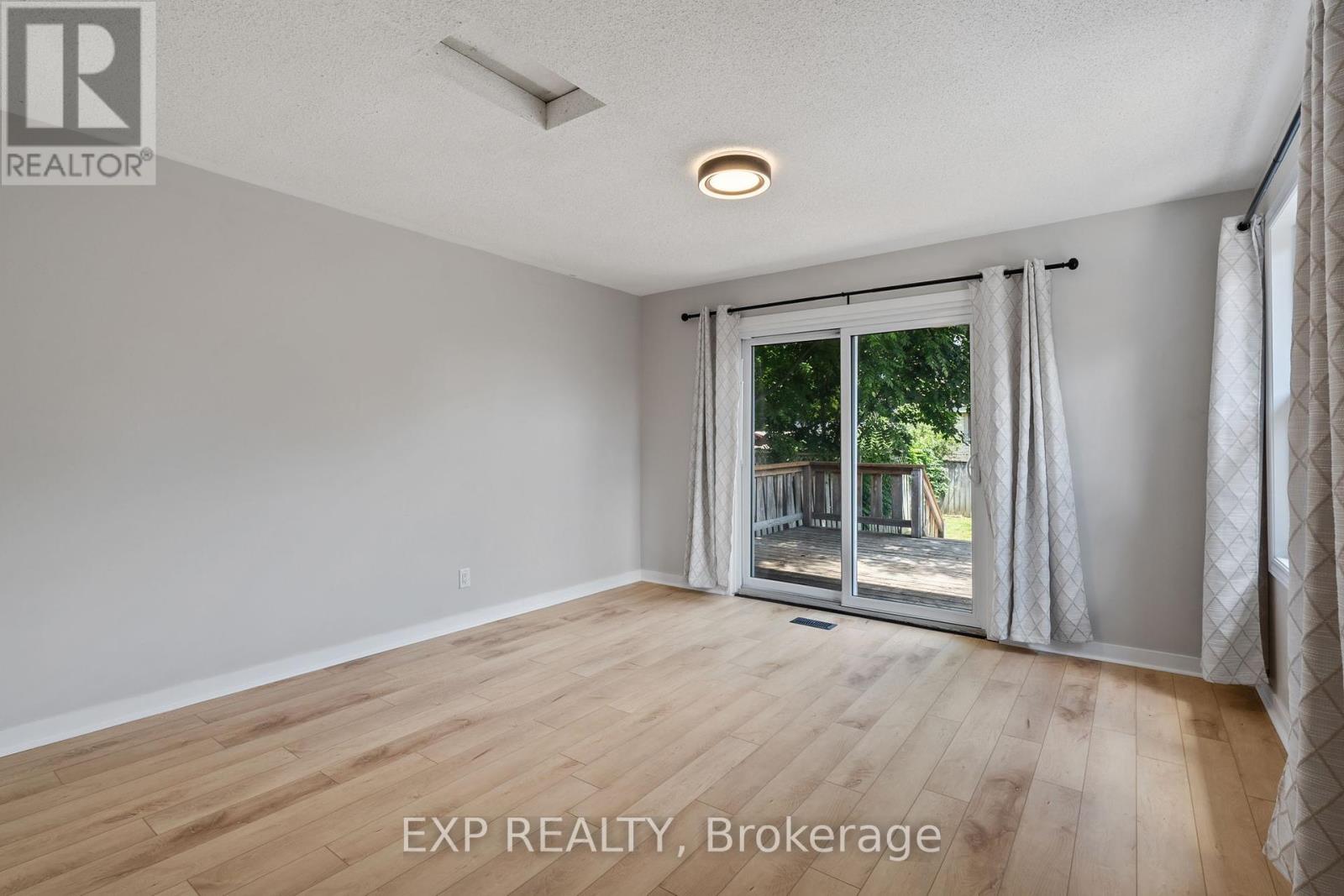 1 - 318 Ashland Avenue, London East, Ontario  N5W 4E6 - Photo 15 - X12353895