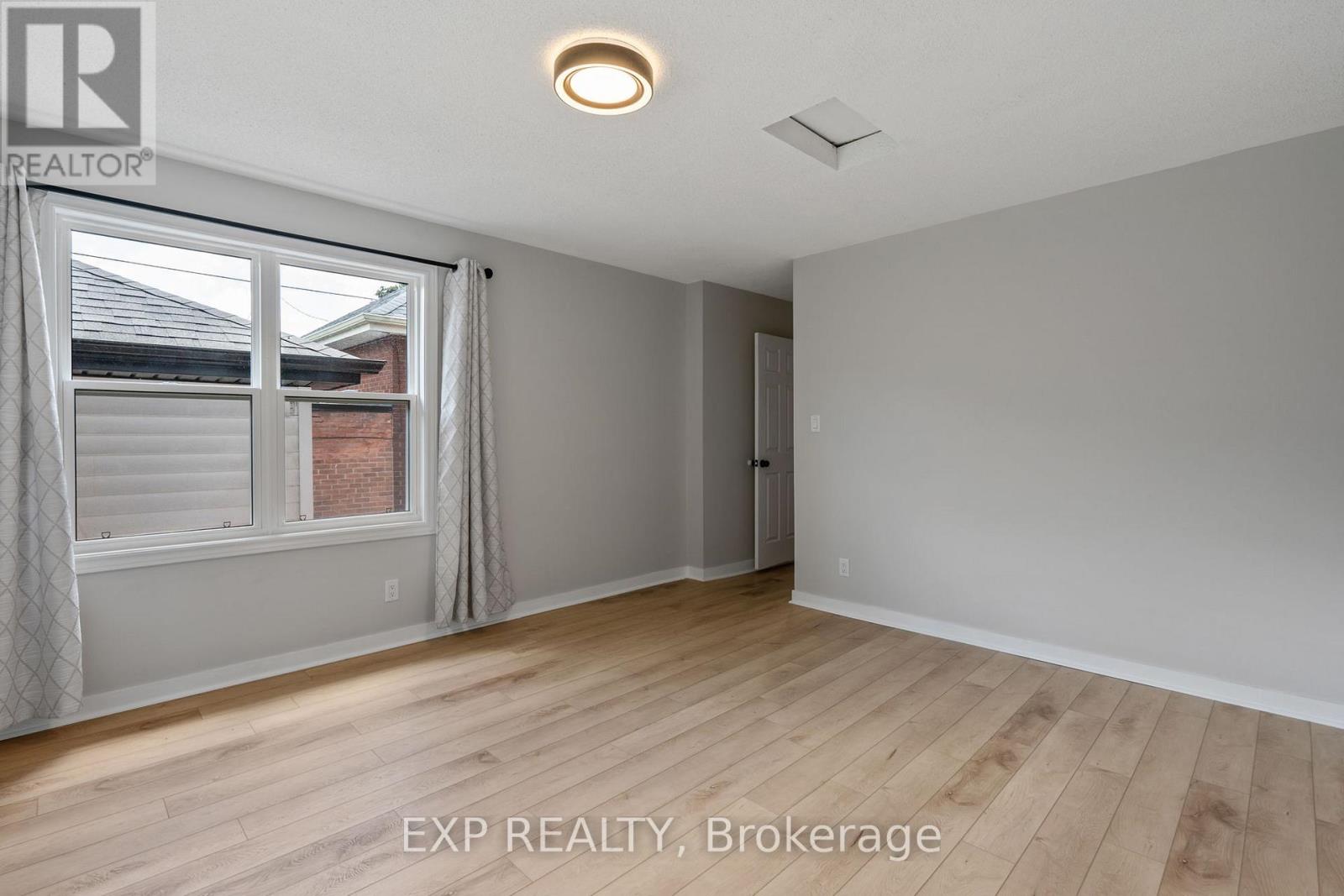 1 - 318 Ashland Avenue, London East, Ontario  N5W 4E6 - Photo 17 - X12353895