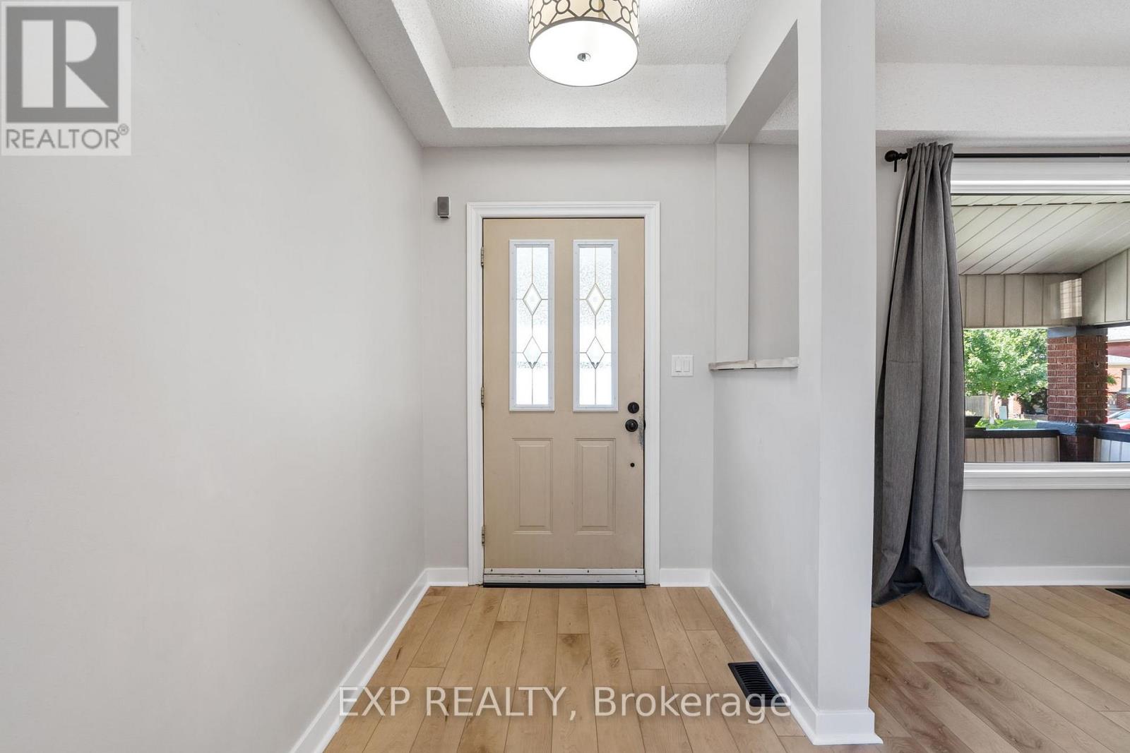1 - 318 Ashland Avenue, London East, Ontario  N5W 4E6 - Photo 4 - X12353895