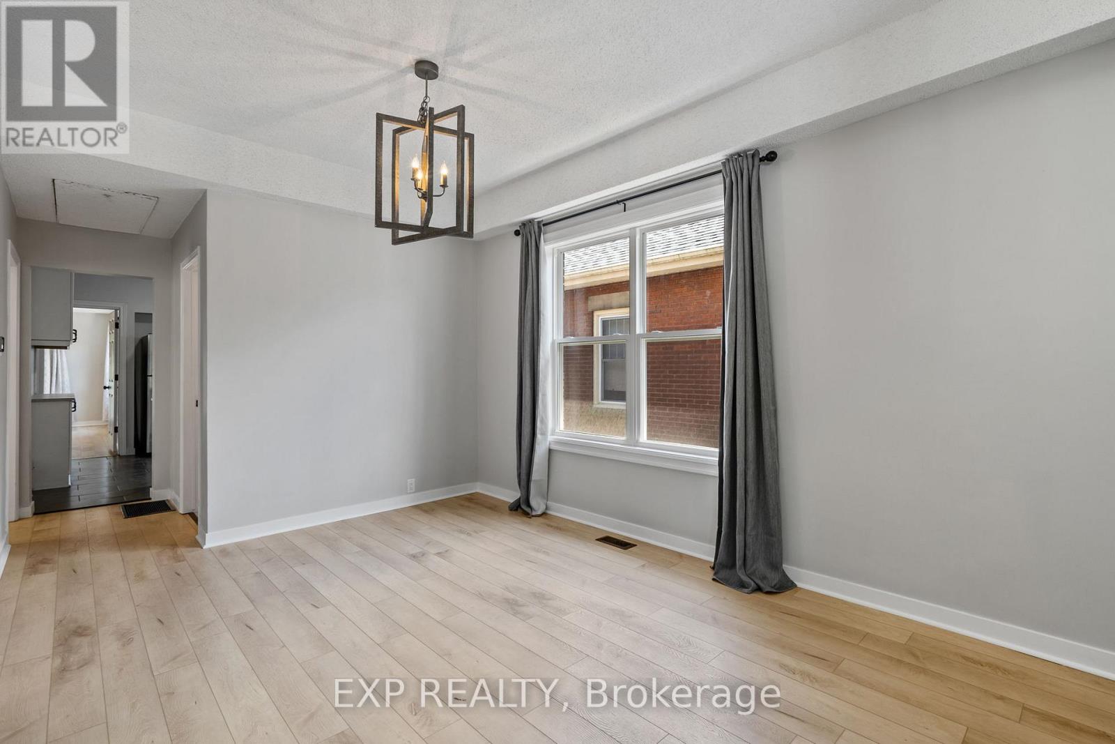1 - 318 Ashland Avenue, London East, Ontario  N5W 4E6 - Photo 6 - X12353895
