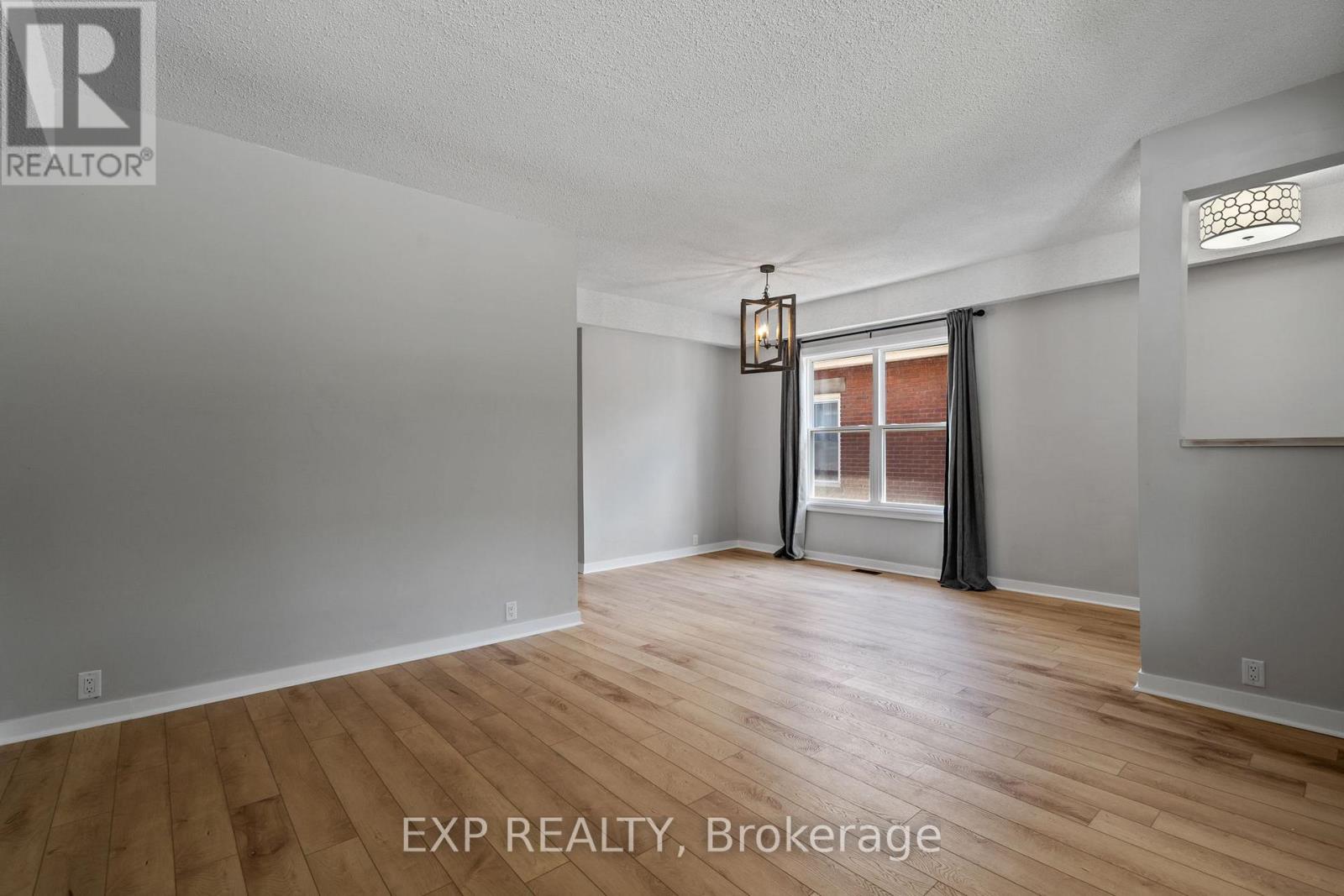 1 - 318 Ashland Avenue, London East, Ontario  N5W 4E6 - Photo 9 - X12353895