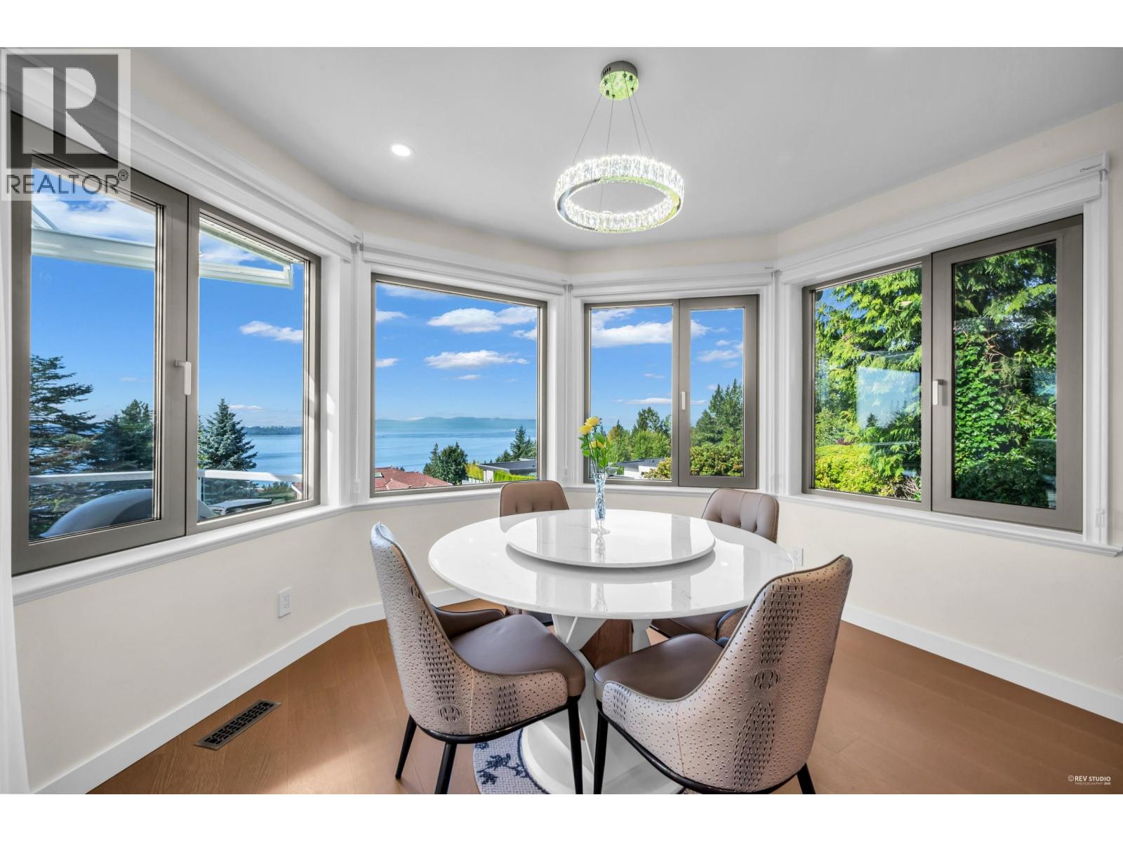 2662 Chelsea Place, West Vancouver, British Columbia  V7S 3E5 - Photo 17 - R3038822