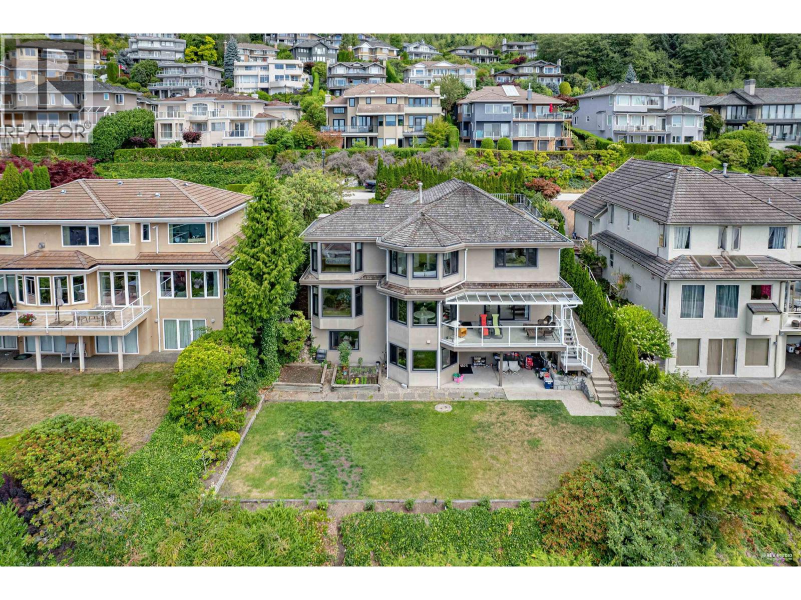2662 Chelsea Place, West Vancouver, British Columbia  V7S 3E5 - Photo 40 - R3038822