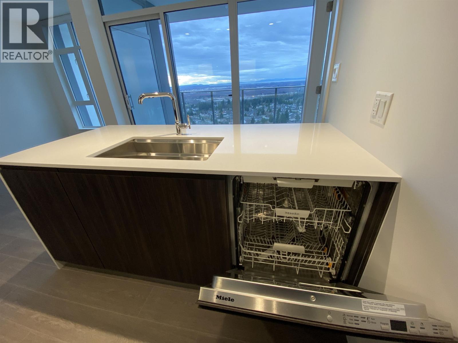 2706 6511 Sussex Avenue, Burnaby, British Columbia  V5H 3B1 - Photo 15 - R3038836