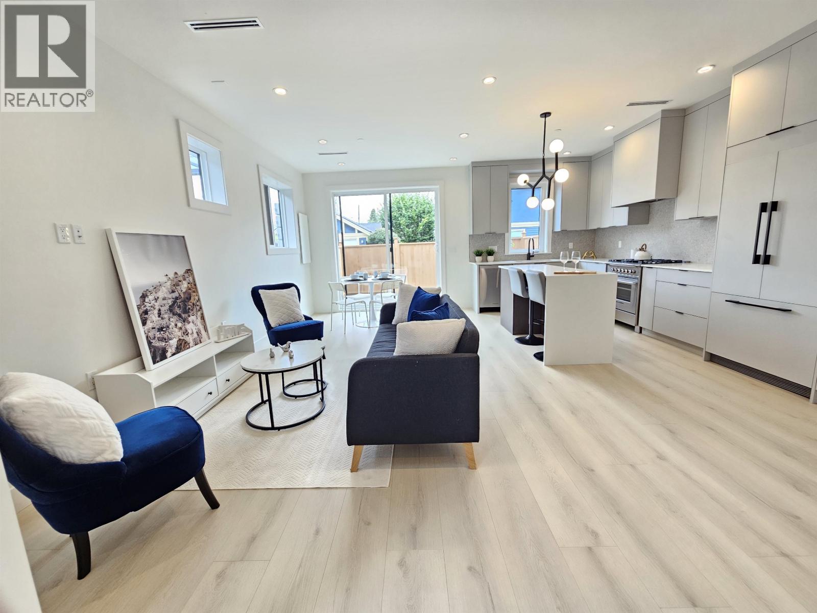Property at 1 7180 ONTARIO STREET image 1