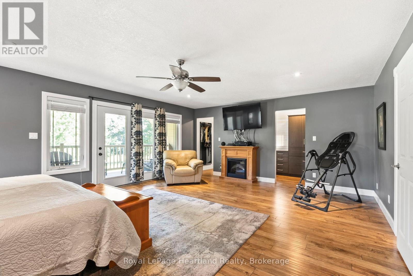 1043 Queen Street, Howick, Ontario  N0G 2X0 - Photo 30 - X12353927