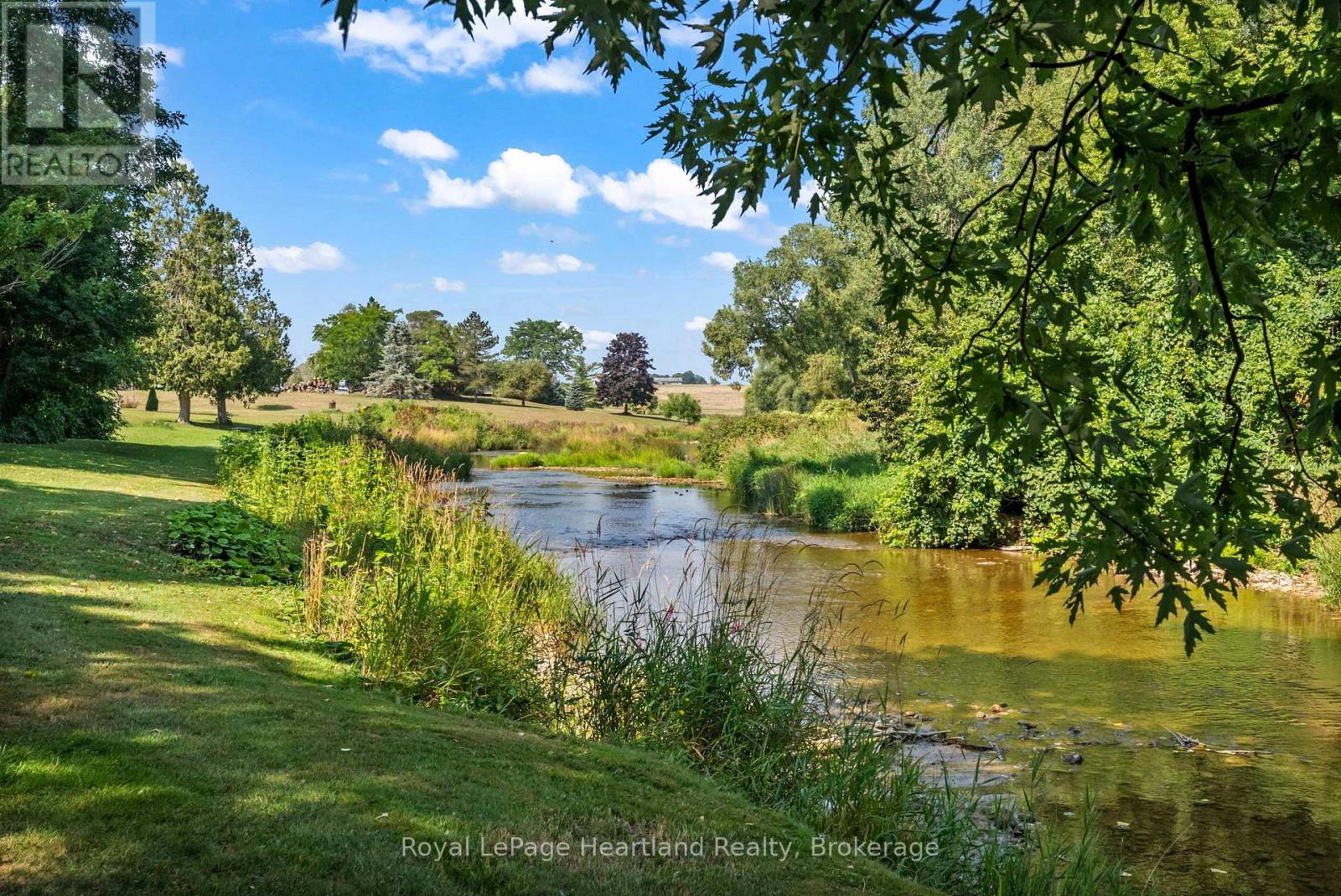 1043 Queen Street, Howick, Ontario  N0G 2X0 - Photo 47 - X12353927