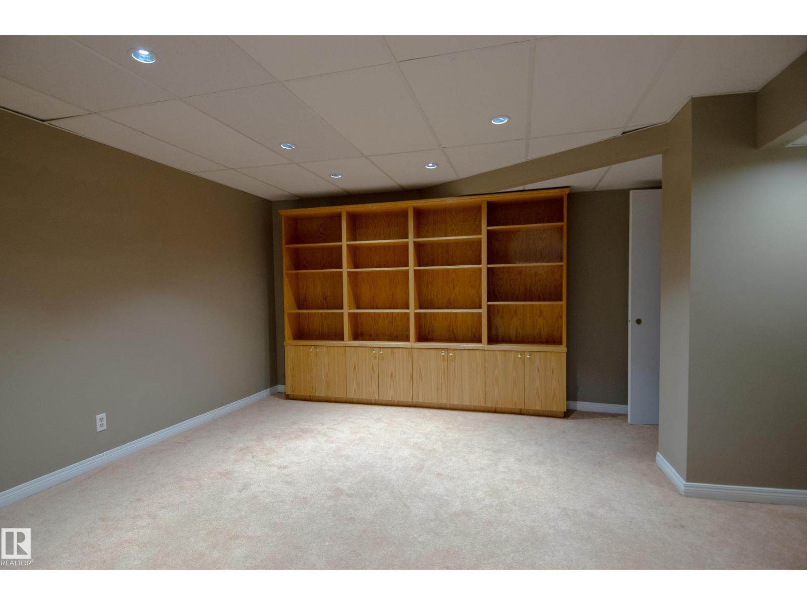 843 Wanyandi Rd Nw, Edmonton, Alberta  T5T 2X3 - Photo 23 - E4453763