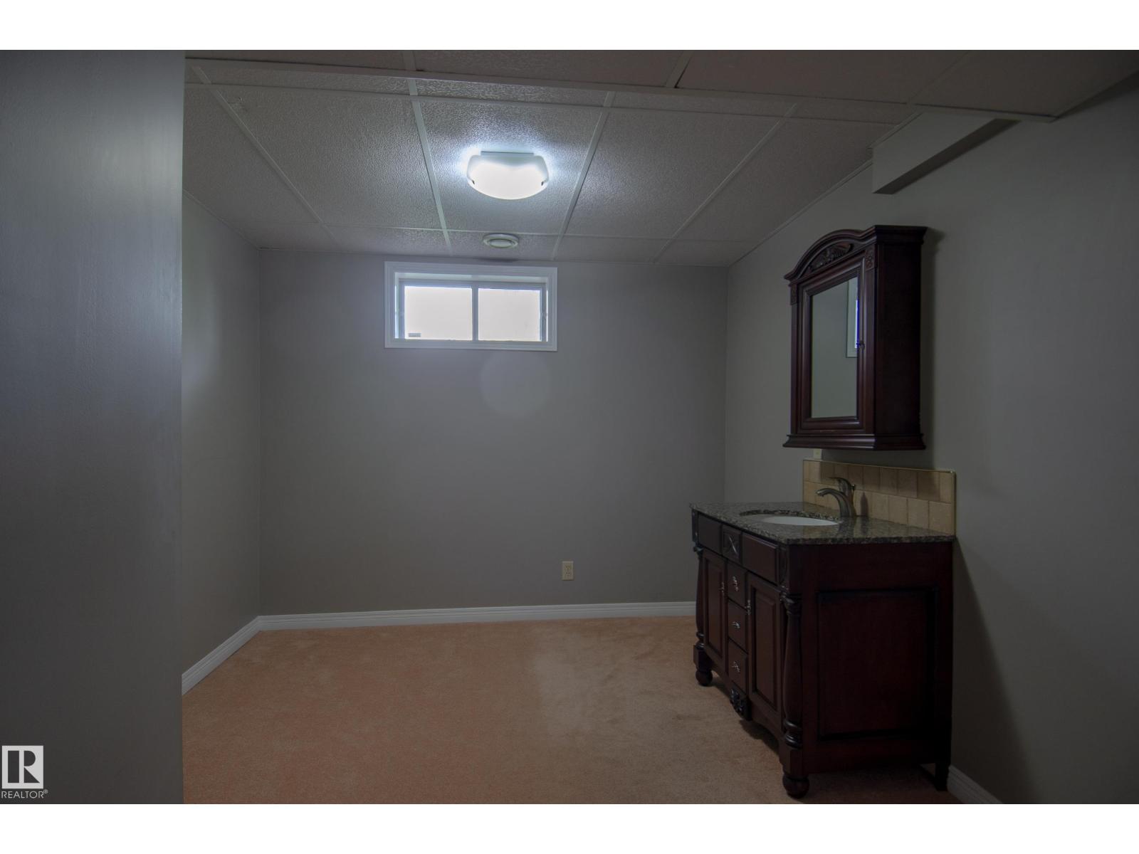843 Wanyandi Rd Nw, Edmonton, Alberta  T5T 2X3 - Photo 28 - E4453763